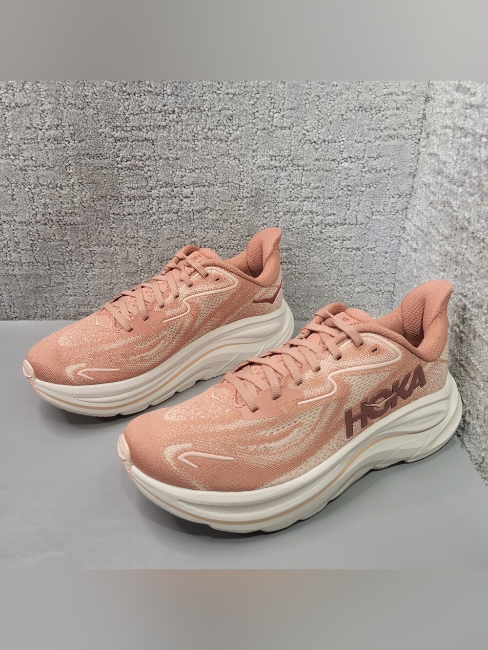 Hoka One One Clifton 10 Women's US Size 8.5B Blush Rose Latte Athletic Sneakers. - Picture 11 of 11